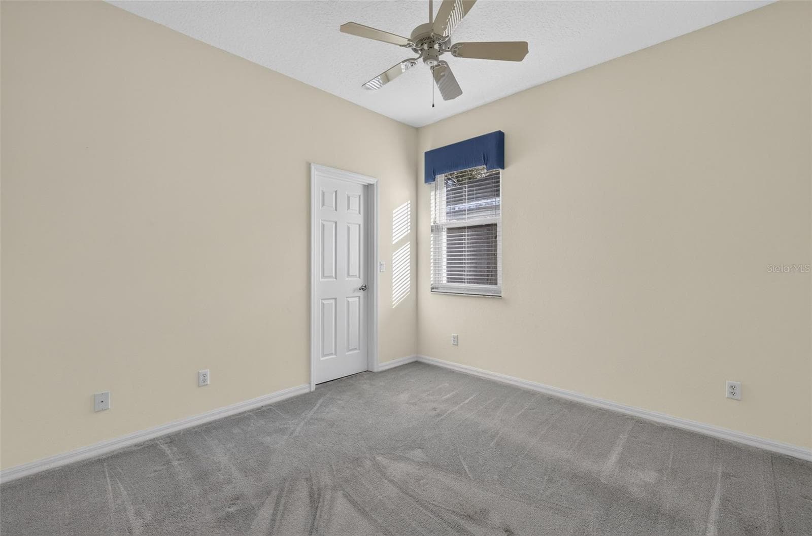 Single Family Residence at 21848 ROYAL ST GEORGES LN, LEESBURG, photo 38 of 74
