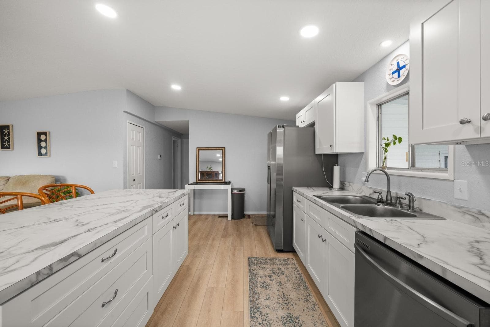 Mobile Home at 2024 E ROBIN AVE, SEBRING, photo 13 of 56