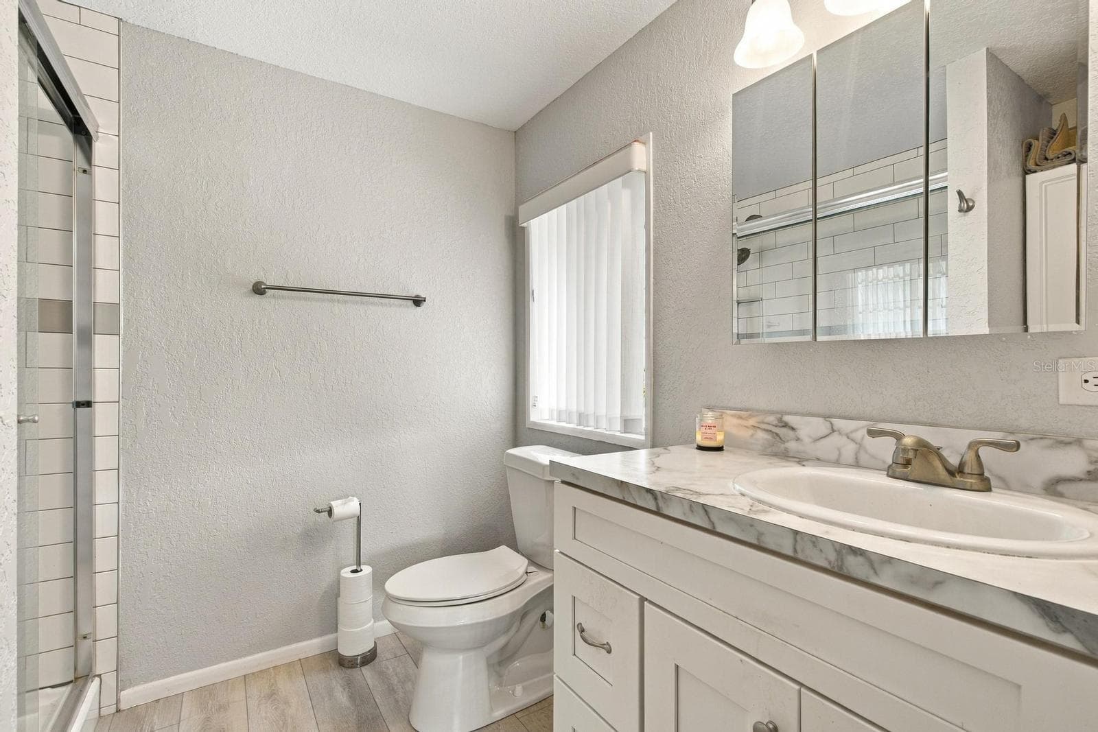 Mobile Home at 2024 E ROBIN AVE, SEBRING, photo 23 of 56