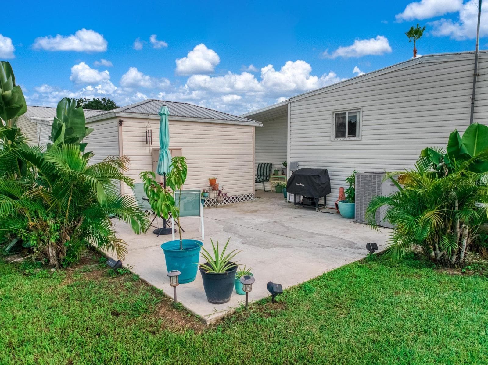 Mobile Home at 2024 E ROBIN AVE, SEBRING, photo 44 of 56