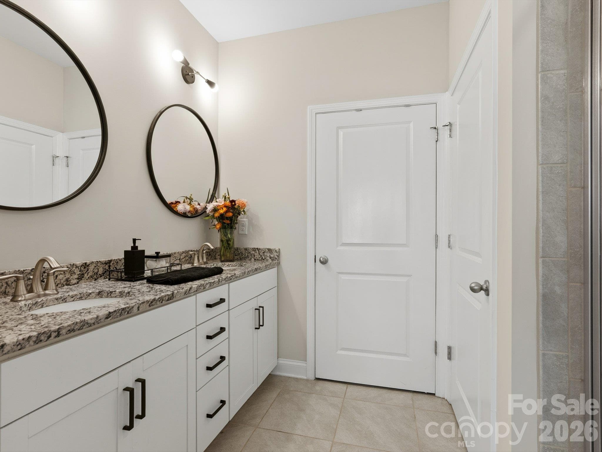 Townhouse at 968 Pennington Drive, Lancaster, photo 22 of 48