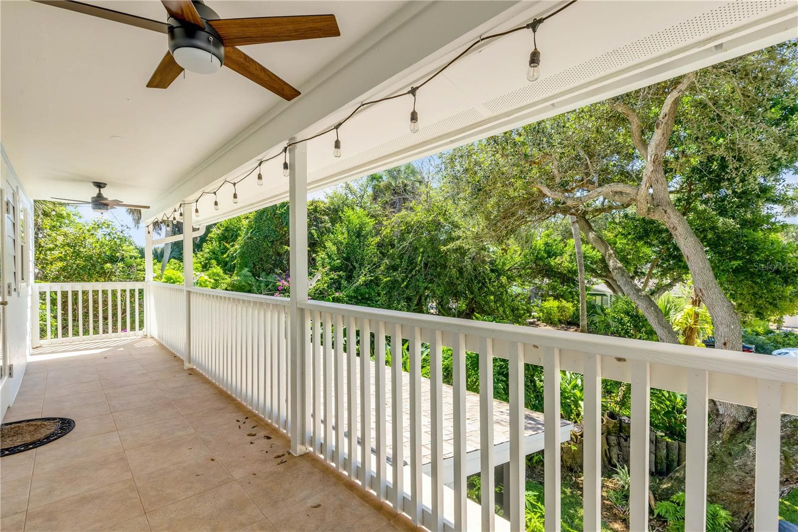 Single Family Residence at 7 OAK TREE DR, NEW SMYRNA BEACH, photo 3 of 42
