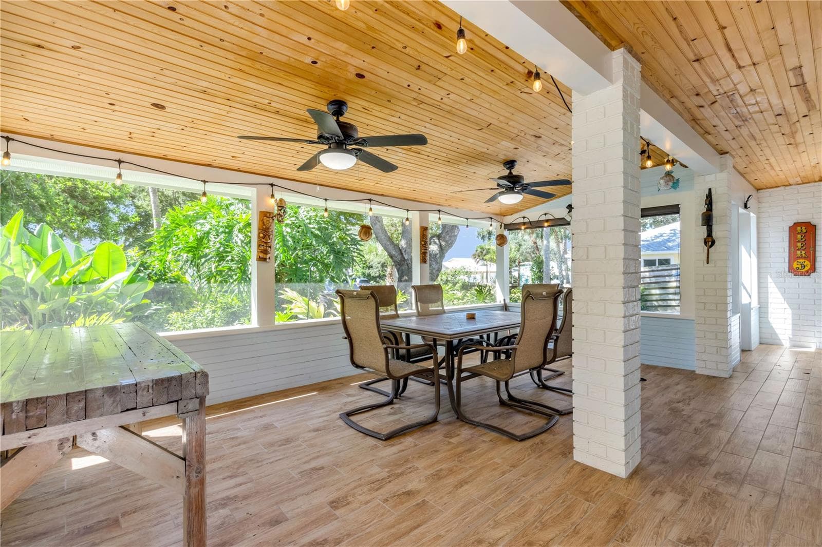Single Family Residence at 7 OAK TREE DR, NEW SMYRNA BEACH, photo 8 of 42