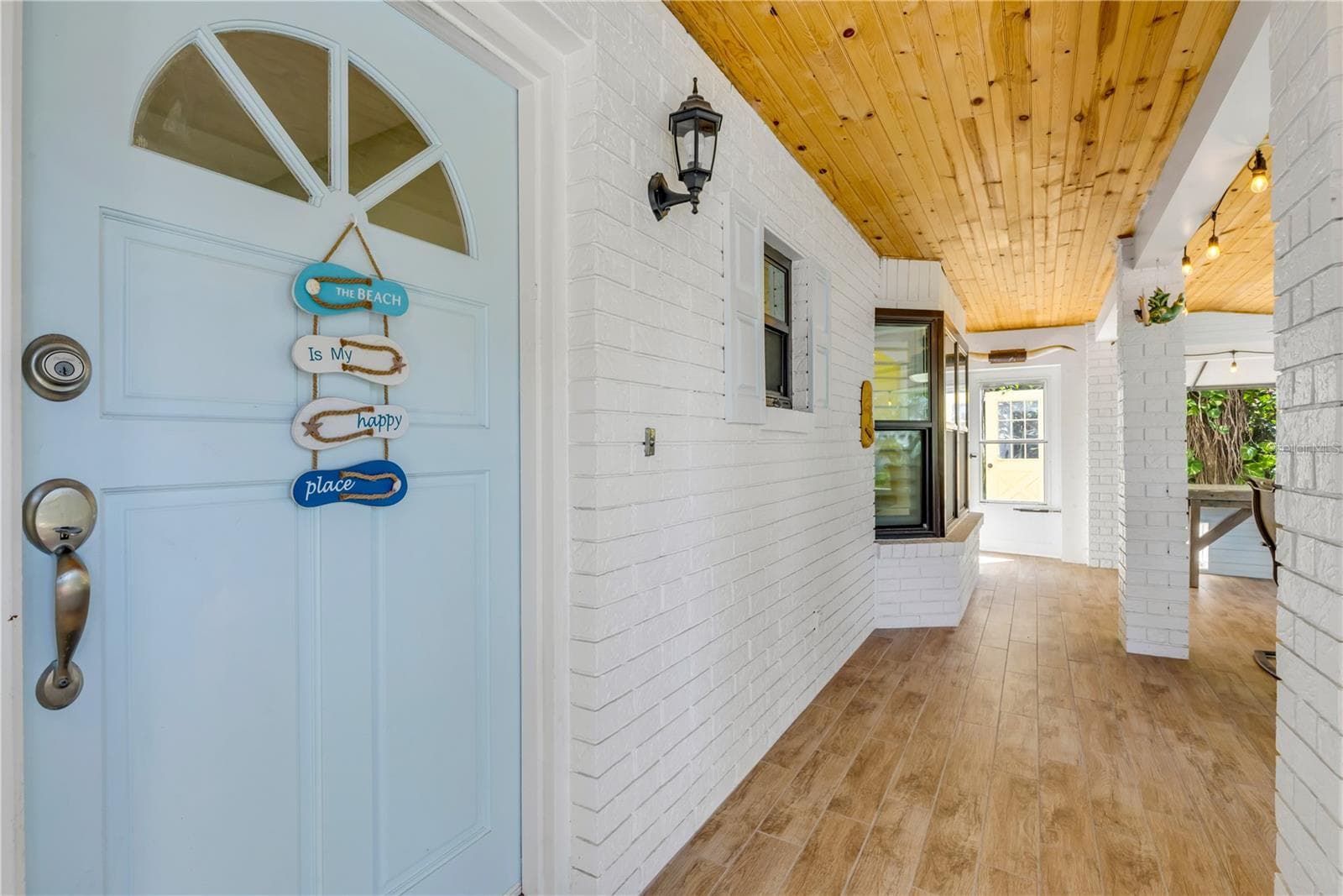 Single Family Residence at 7 OAK TREE DR, NEW SMYRNA BEACH, photo 9 of 42