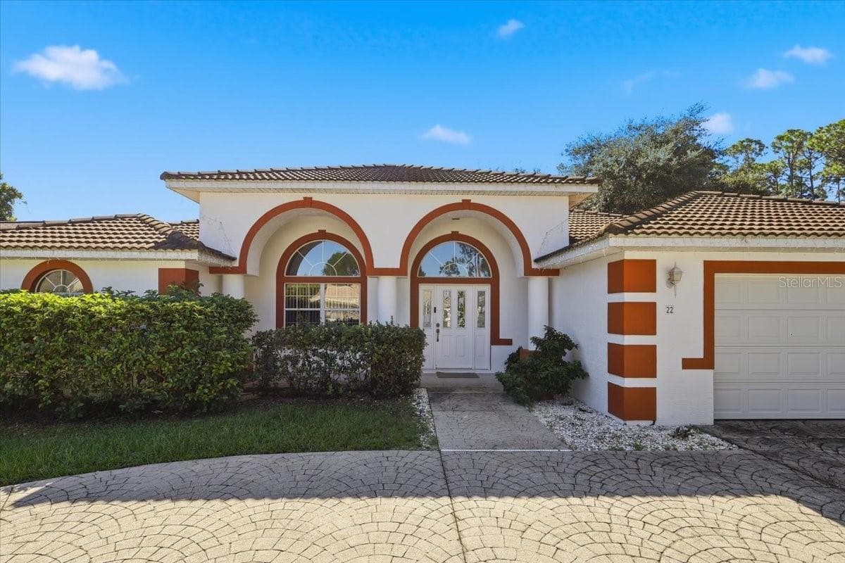 22 BASSETT LN