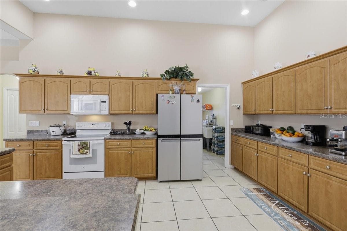 Single Family Residence at 22 BASSETT LN, PALM COAST, photo 17 of 58