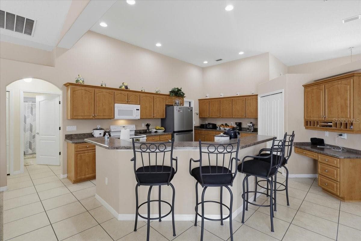 Single Family Residence at 22 BASSETT LN, PALM COAST, photo 19 of 58