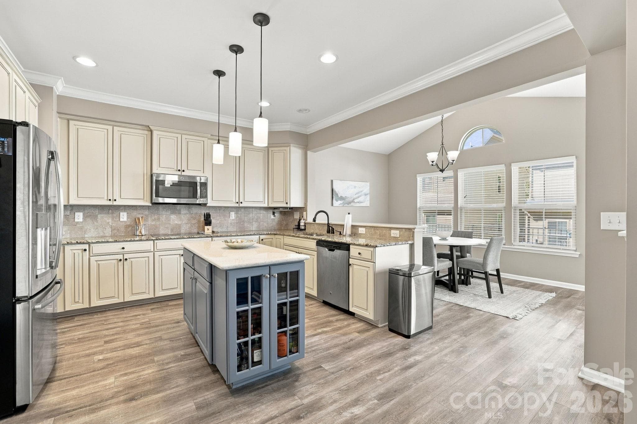 Single Family Residence at 2516 Alyssa Lane, Charlotte, photo 11 of 48