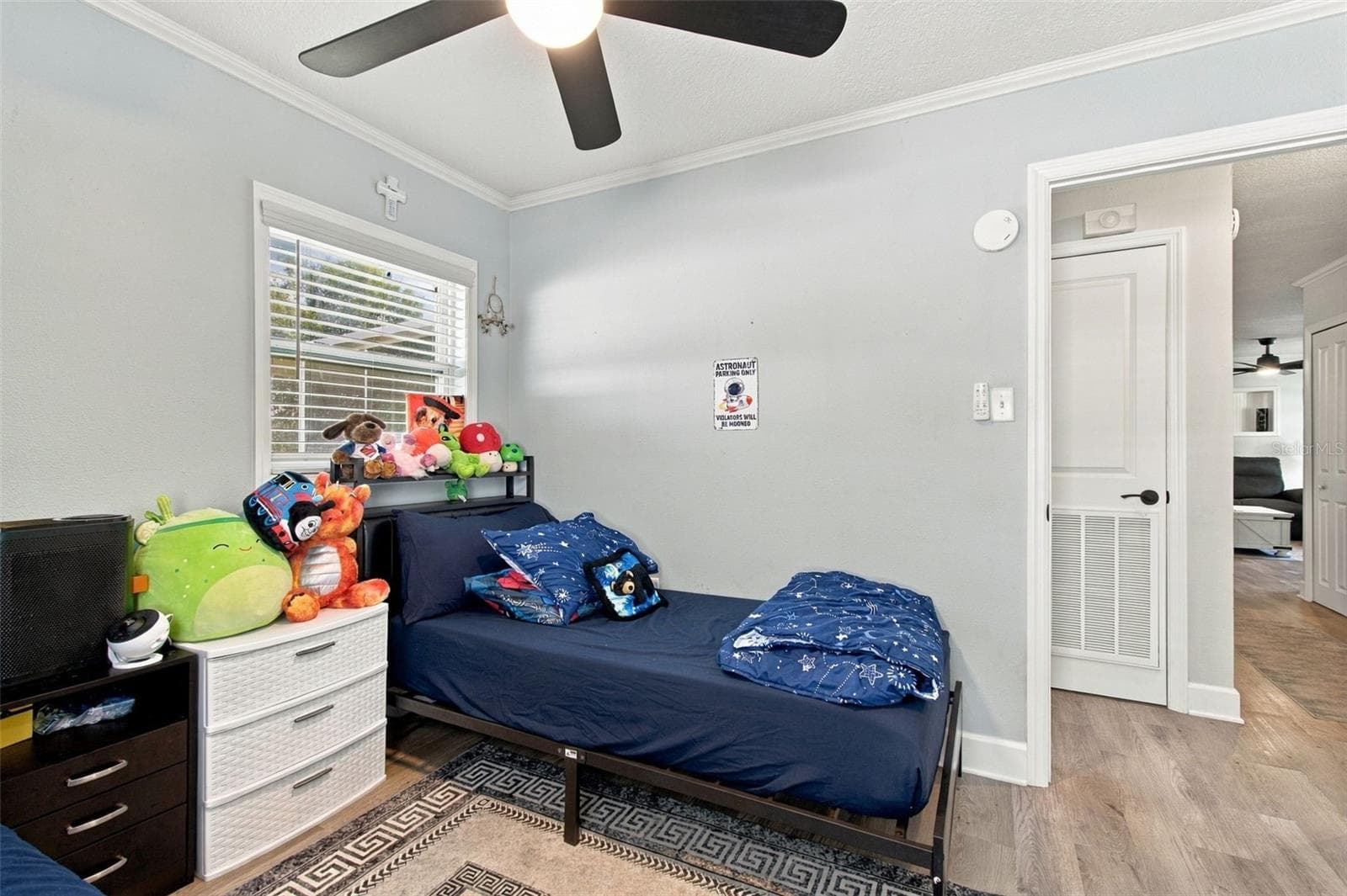 Single Family Residence at 335 COUNTRY CLUB DR, OLDSMAR, photo 27 of 52