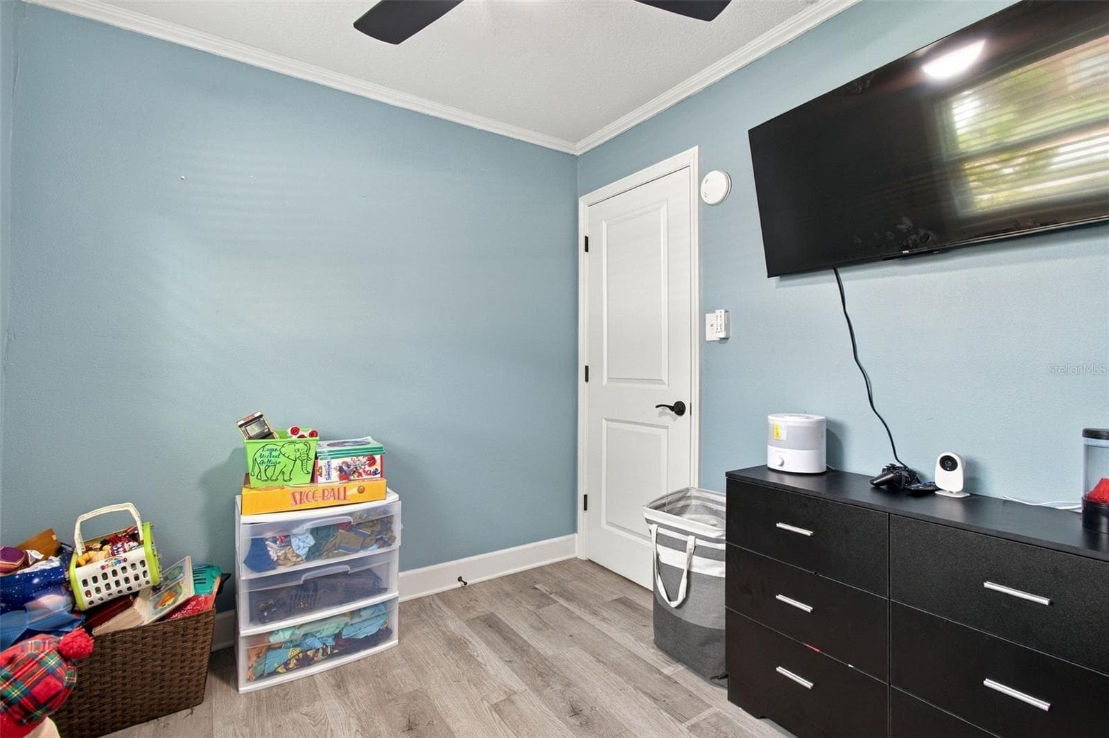 Single Family Residence at 335 COUNTRY CLUB DR, OLDSMAR, photo 29 of 52