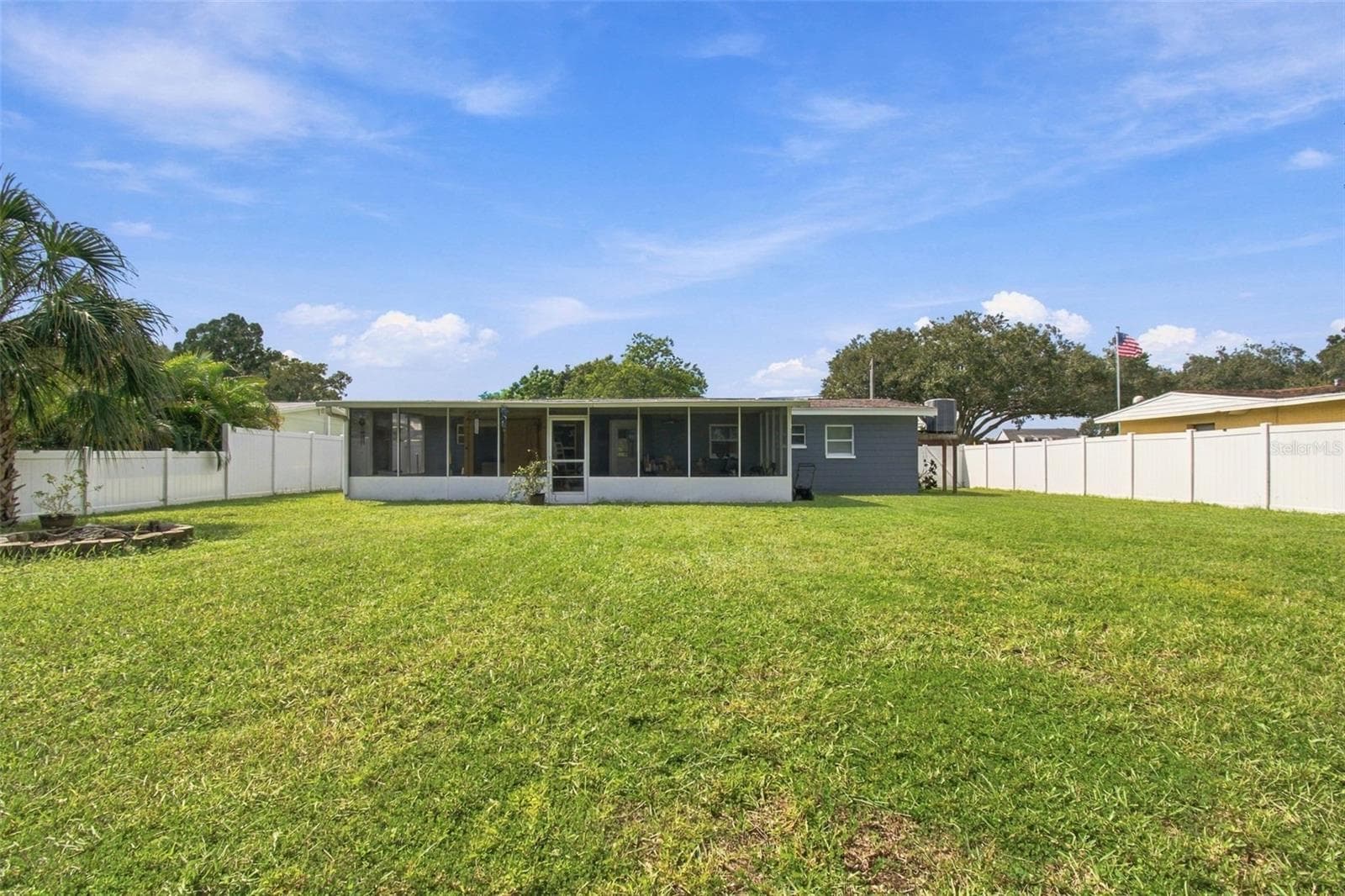 Single Family Residence at 335 COUNTRY CLUB DR, OLDSMAR, photo 46 of 52
