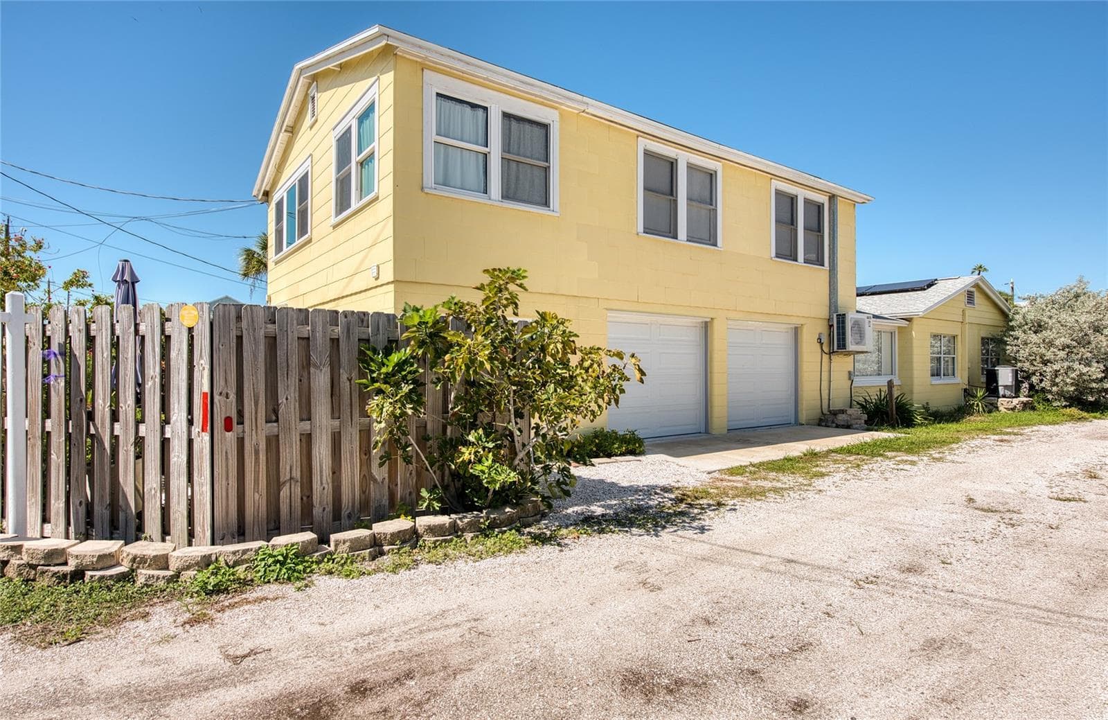 Single Family Residence at 102 11TH AVE, ST PETE BEACH, photo 4 of 71