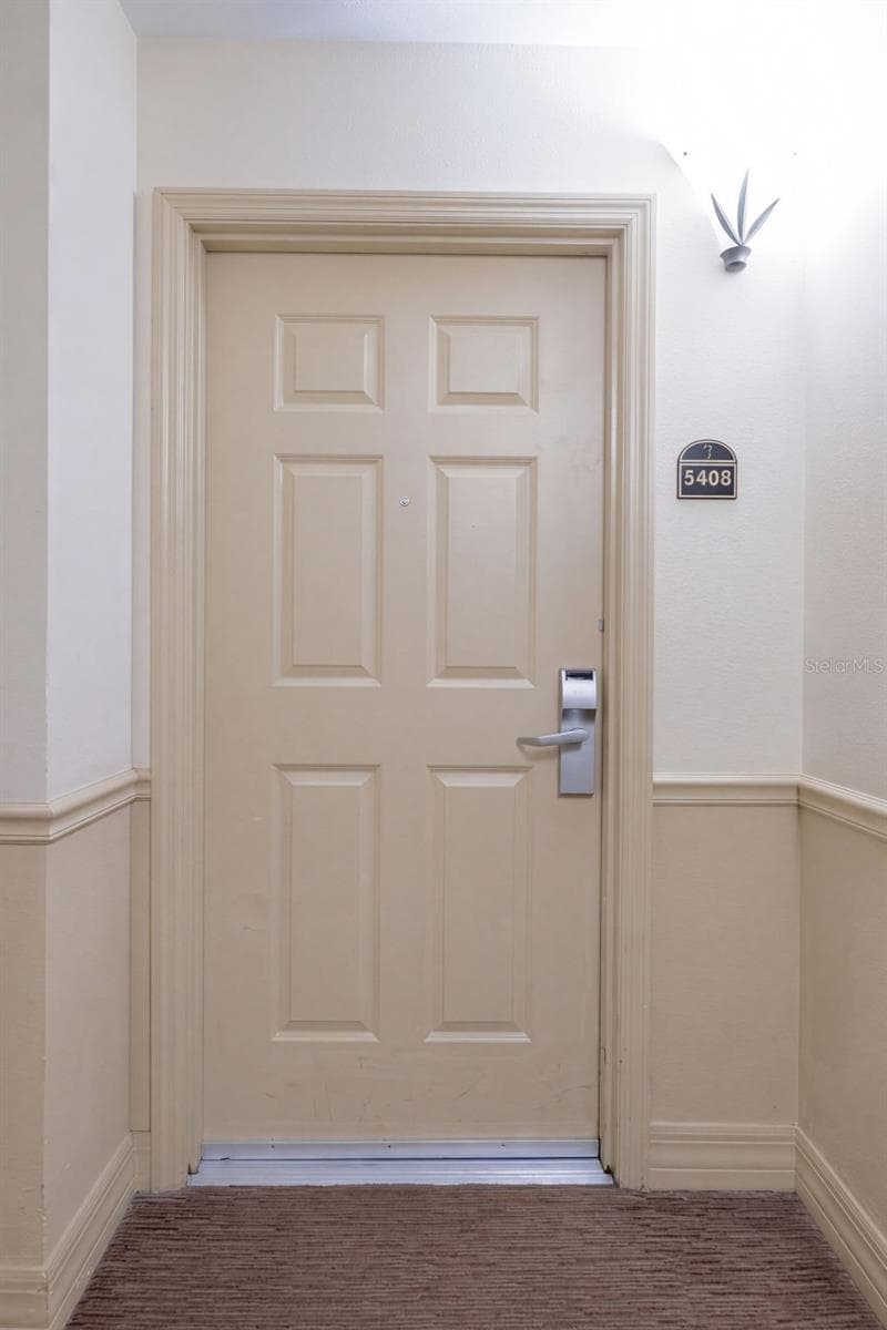 Condo - Hotel at 8125 RESORT VILLAGE DR #5408, ORLANDO, photo 6 of 80