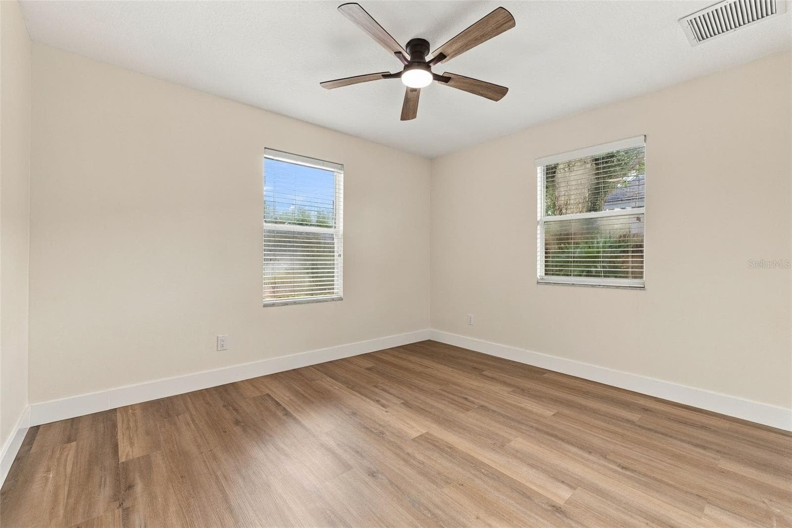 Single Family Residence at 4818 2ND AVE N, ST PETERSBURG, photo 16 of 30