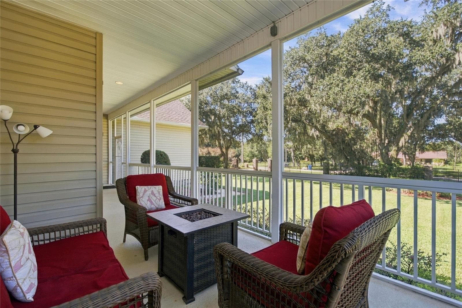 Side view of front porch - 4108 N FORBES RD, PLANT CITY