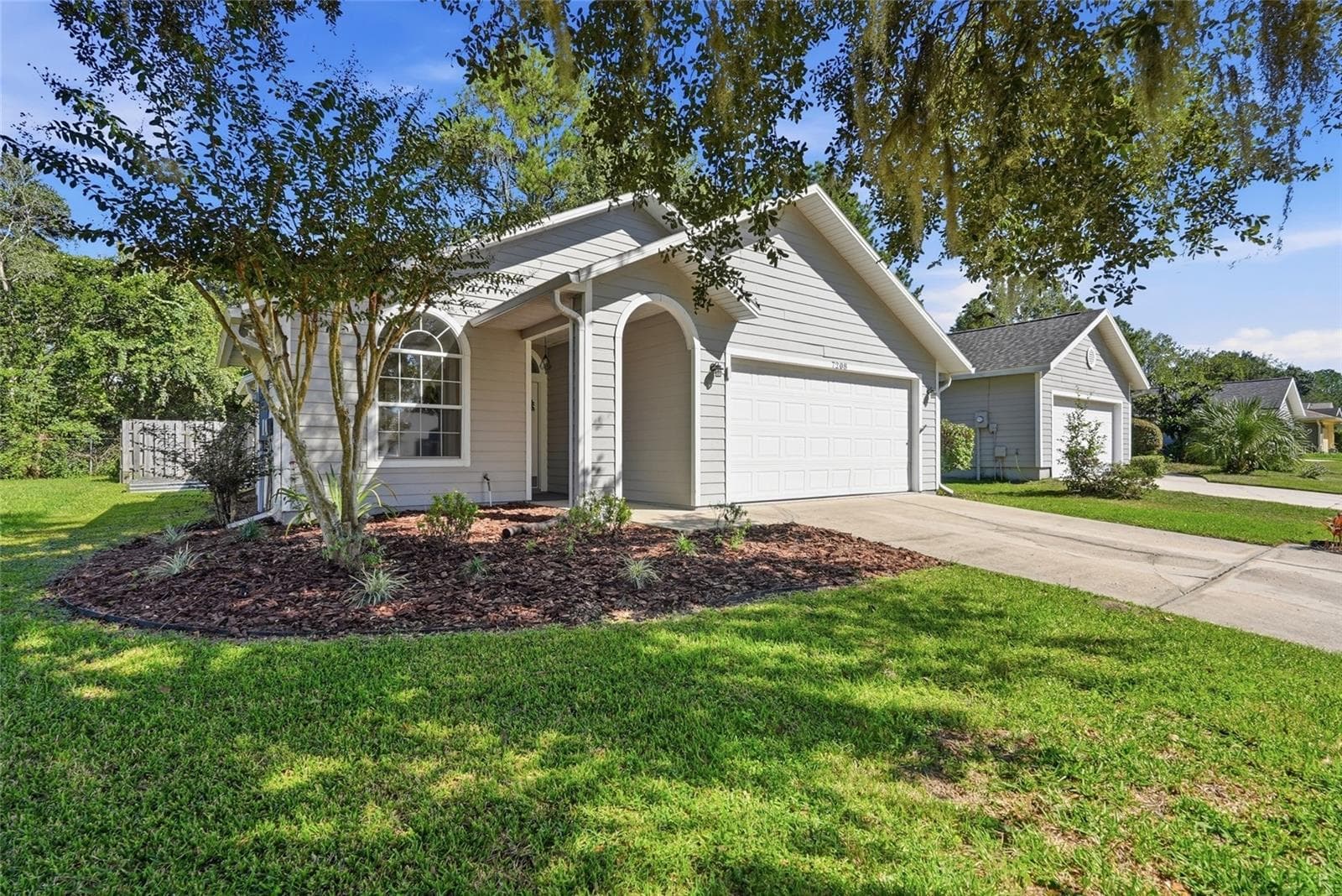 Single Family Residence at 7208 NW 121ST AVE, ALACHUA, photo 3 of 25