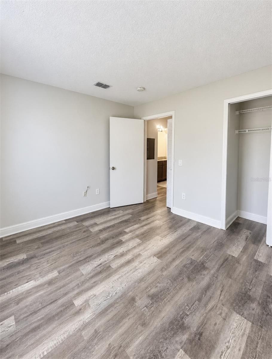 Townhouse at 1215 BAREFOOT BAY DR, ORLANDO, photo 10 of 14