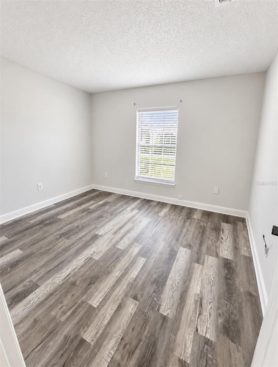 Townhouse at 1215 BAREFOOT BAY DR, ORLANDO, photo 12 of 14