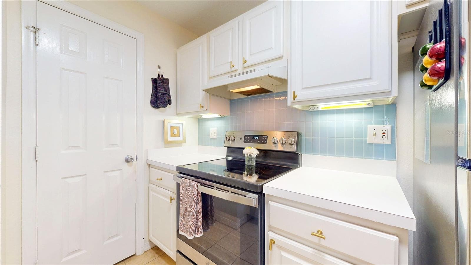 Condominium at 501 KNIGHTS RUN AVE #2121, TAMPA, photo 9 of 37