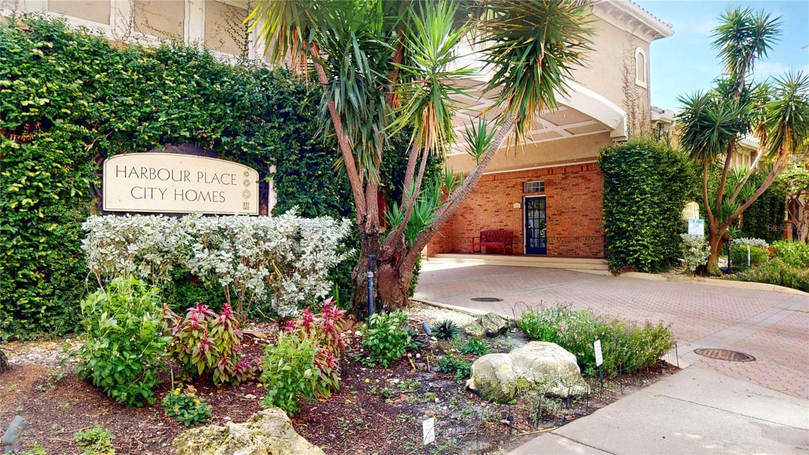 Condominium at 501 KNIGHTS RUN AVE #2121, TAMPA, photo 32 of 37