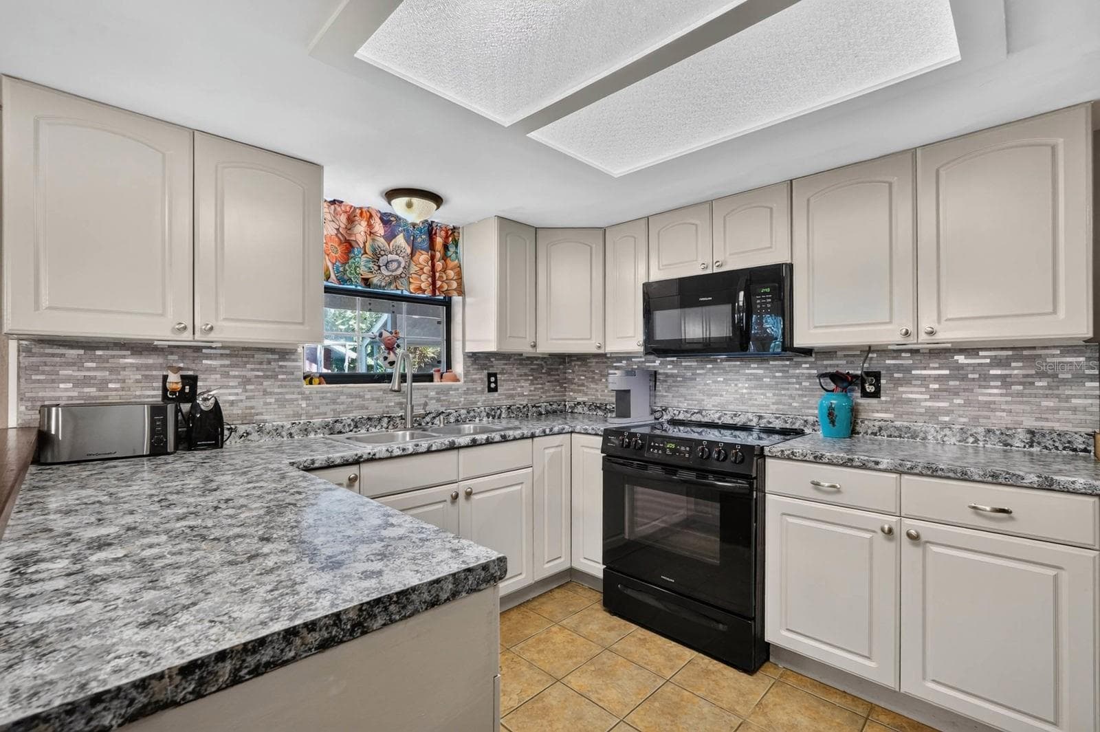 Single Family Residence at 625 WILDWOOD DR, NEW SMYRNA BEACH, photo 13 of 57