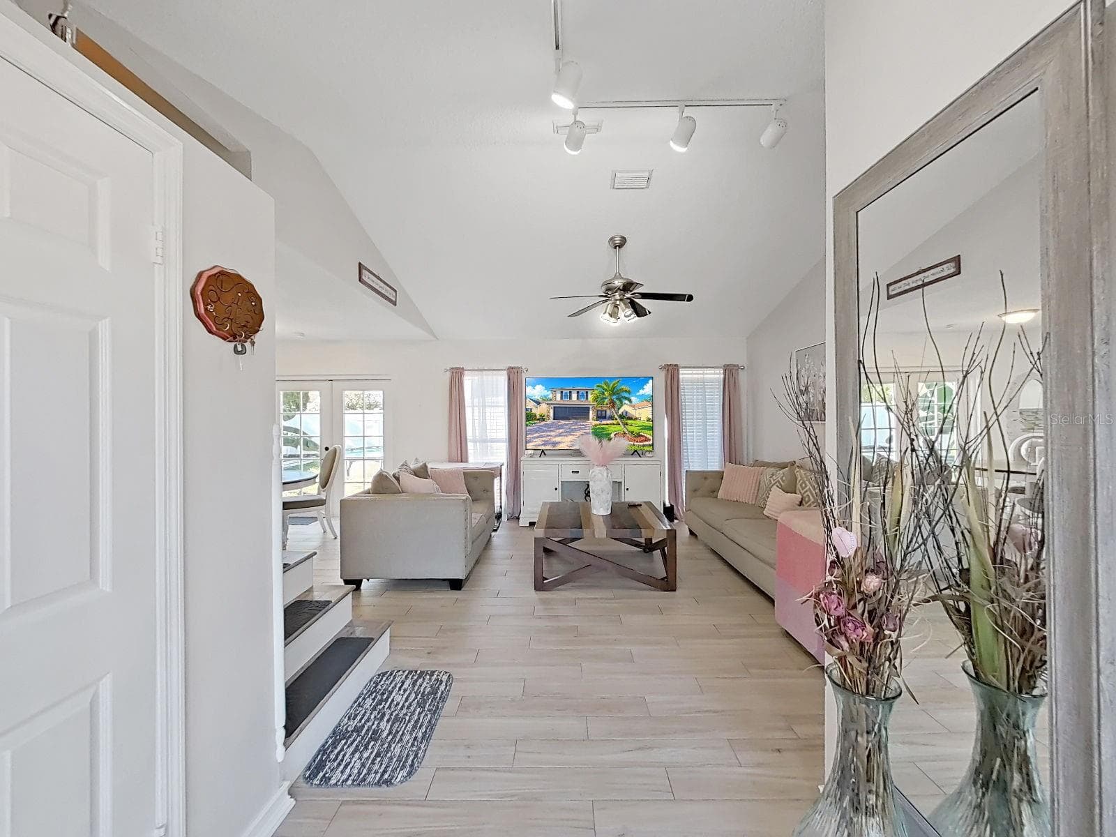 Single Family Residence at 9713 LITTLE POND WAY, TAMPA, photo 18 of 54