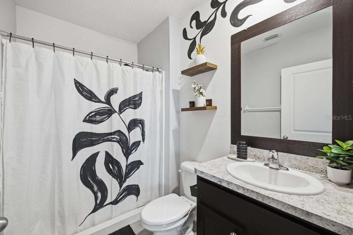 Single Family Residence at 17063 OVAL RUM DR, WIMAUMA, photo 21 of 28