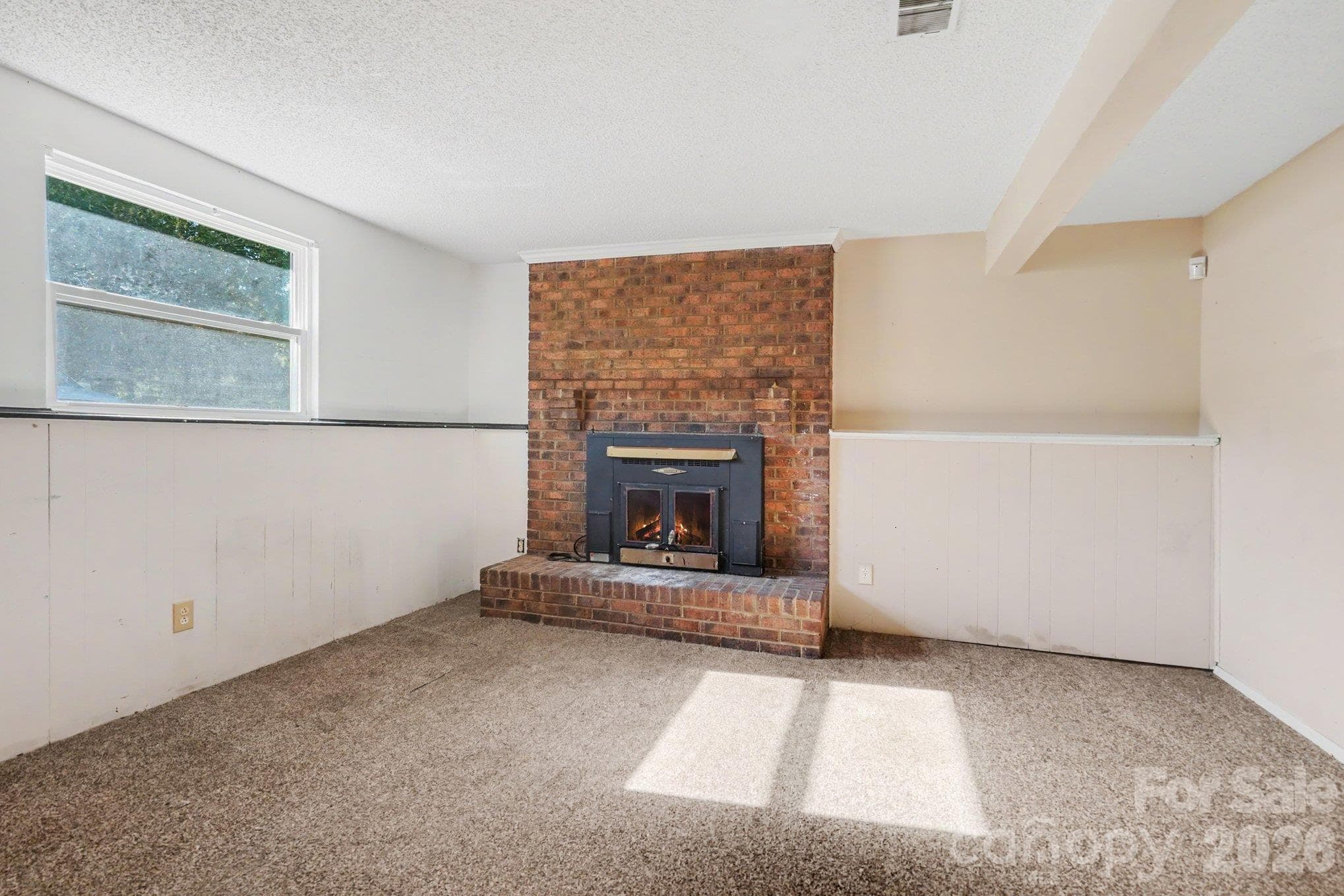 Single Family Residence at 1010 Glenfiddich Drive, Charlotte, photo 3 of 21