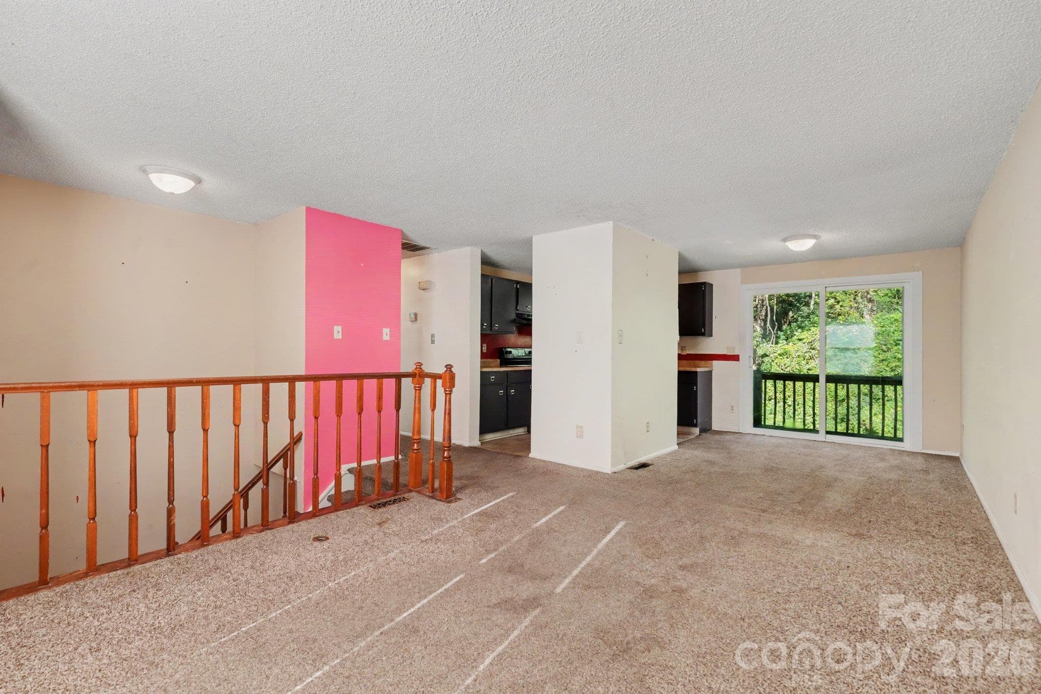 Single Family Residence at 1010 Glenfiddich Drive, Charlotte, photo 6 of 21
