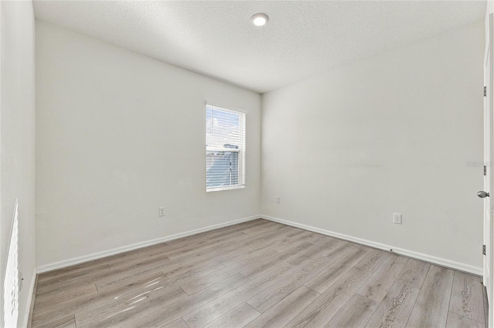 Single Family Residence at 138 GROVE BRANCH RD, WINTER HAVEN, photo 25 of 42