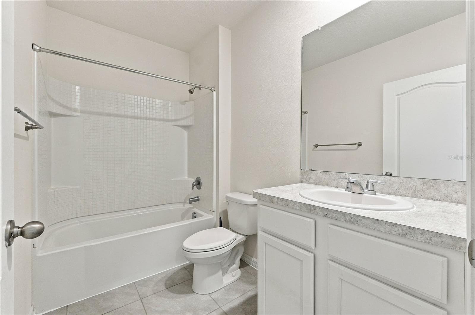 Single Family Residence at 138 GROVE BRANCH RD, WINTER HAVEN, photo 27 of 42