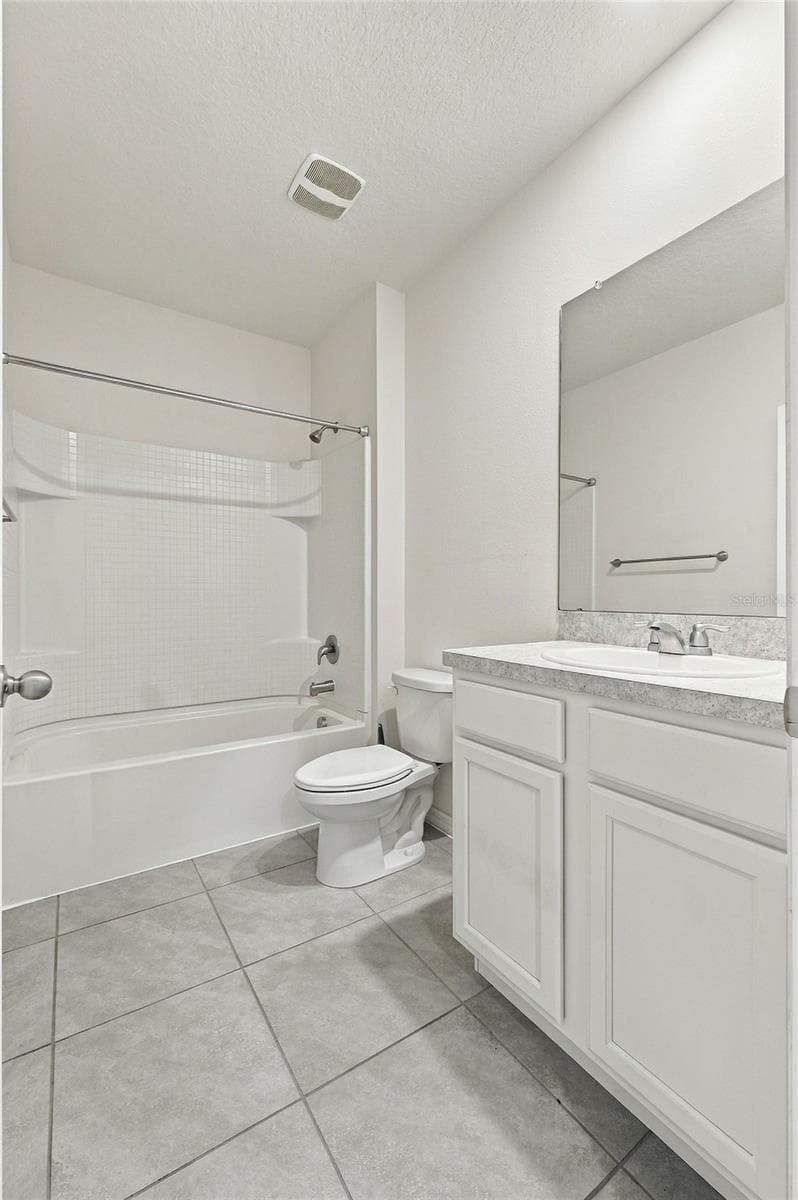 Single Family Residence at 138 GROVE BRANCH RD, WINTER HAVEN, photo 28 of 42