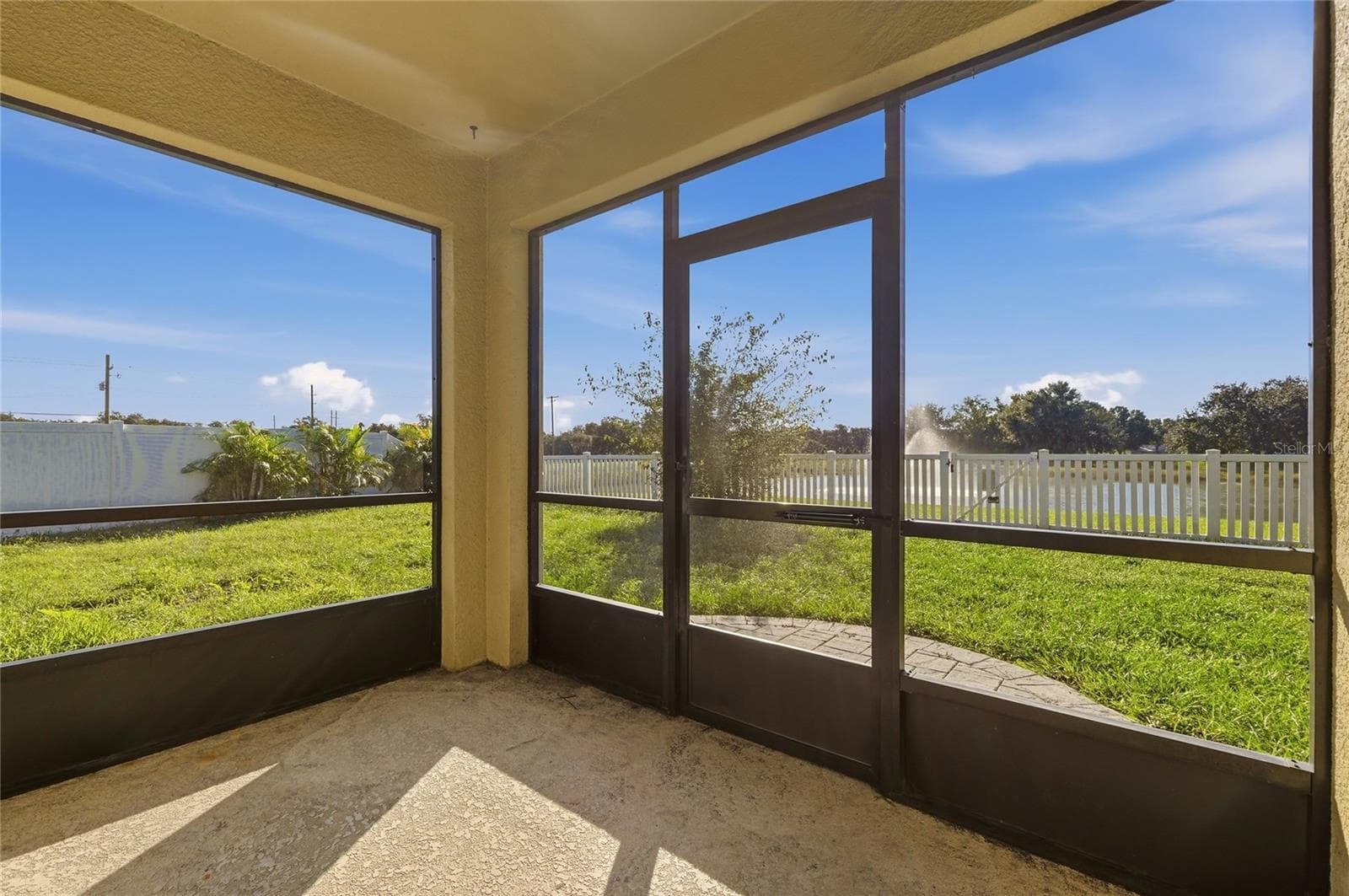 Single Family Residence at 138 GROVE BRANCH RD, WINTER HAVEN, photo 34 of 42