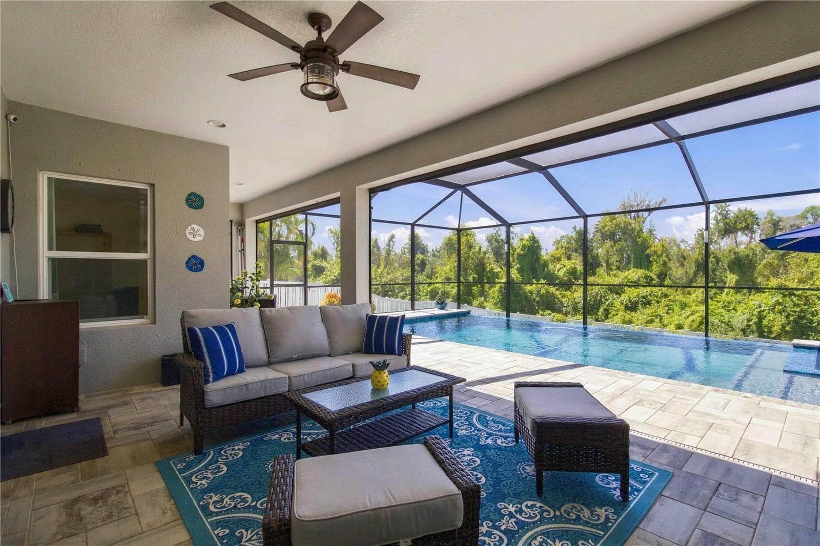Single Family Residence at 16931 ROSEDOWN GLN, PARRISH, photo 2 of 44