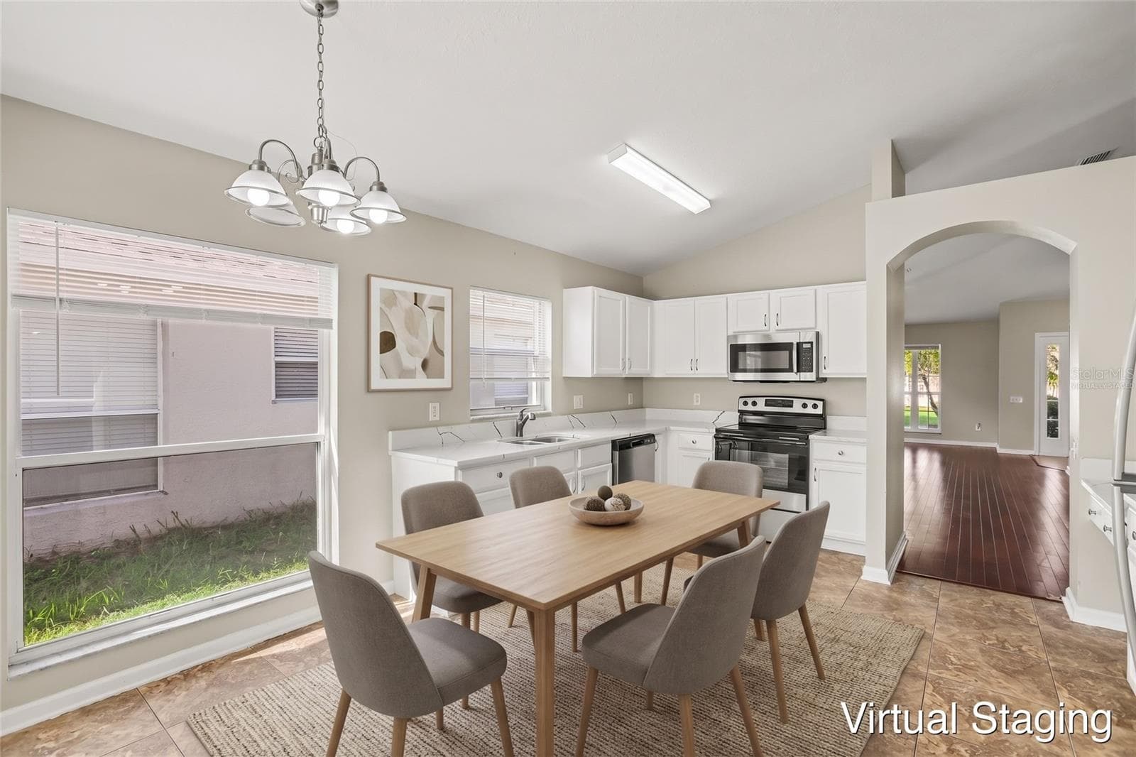 Virtually Staged - 10317 HUNTERS HAVEN BLVD, RIVERVIEW