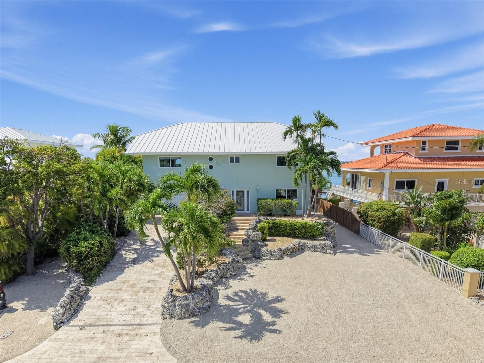 Single Family Residence at 422 HARBOUR DR, DUCK KEY, photo 9 of 41