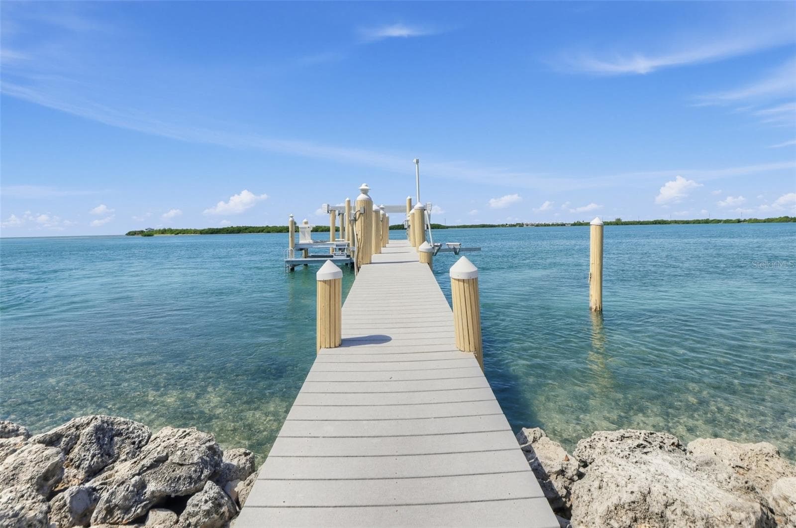Single Family Residence at 422 HARBOUR DR, DUCK KEY, photo 34 of 41