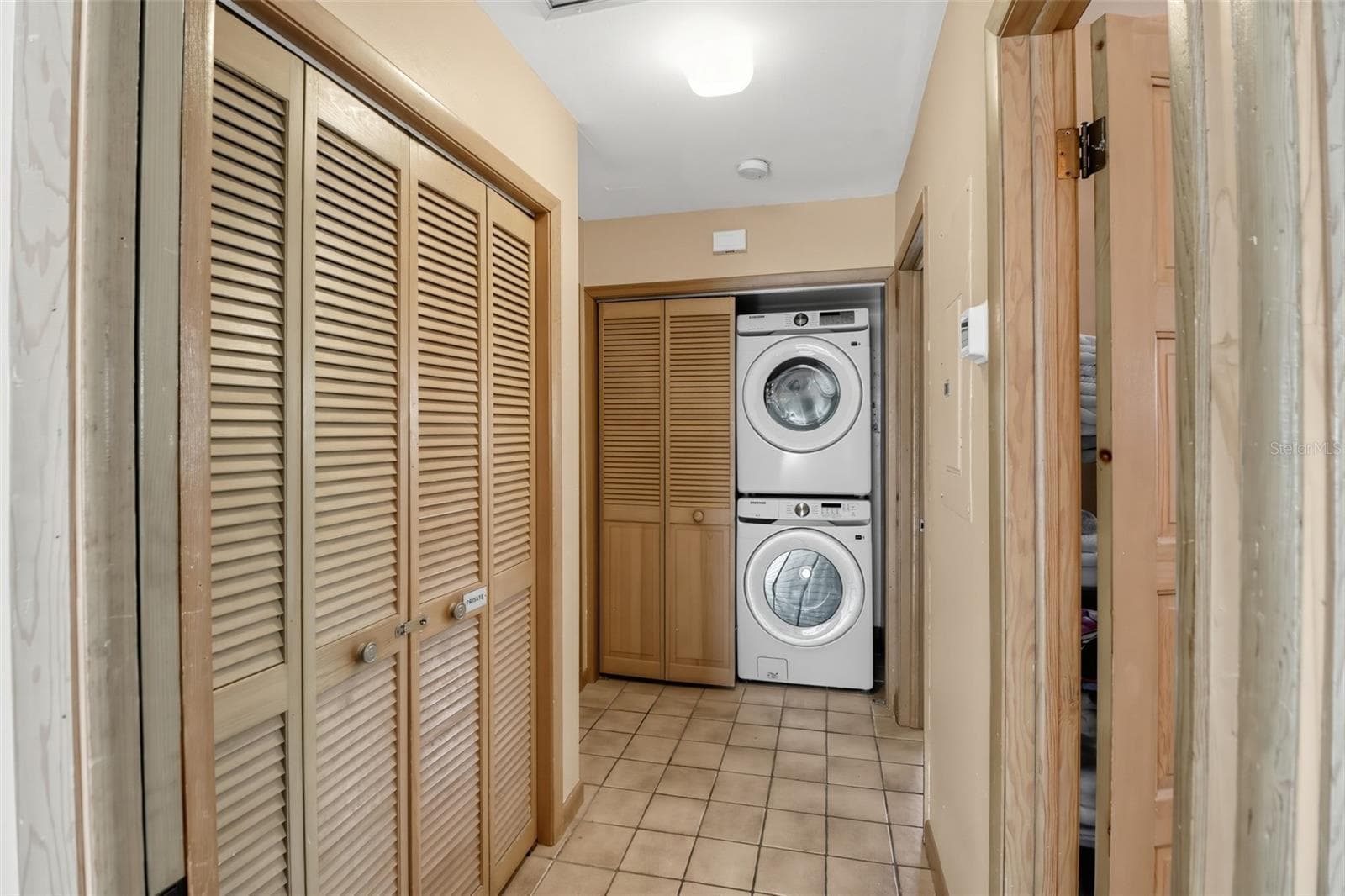 Single Family Residence at 422 HARBOUR DR, DUCK KEY, photo 41 of 41