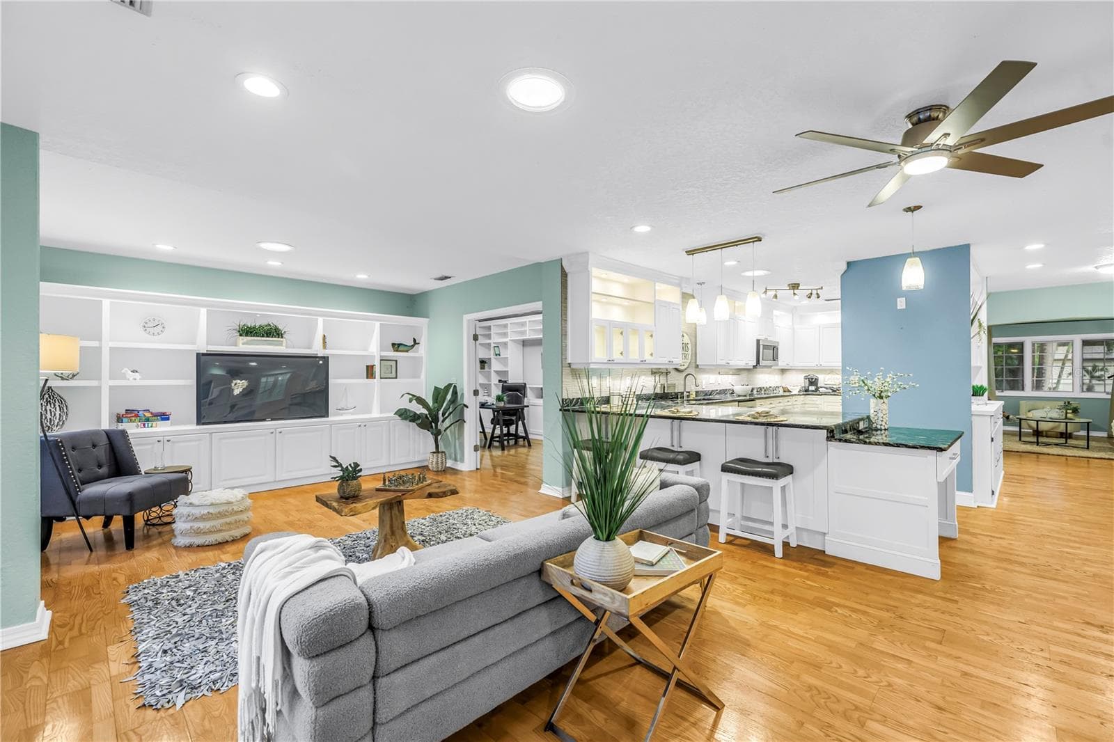 Open Great Room Concept with Open Kitchen to Entertain.  Lots of Built-ins and storage. - 146 GIRALDA BLVD NE, ST PETERSBURG