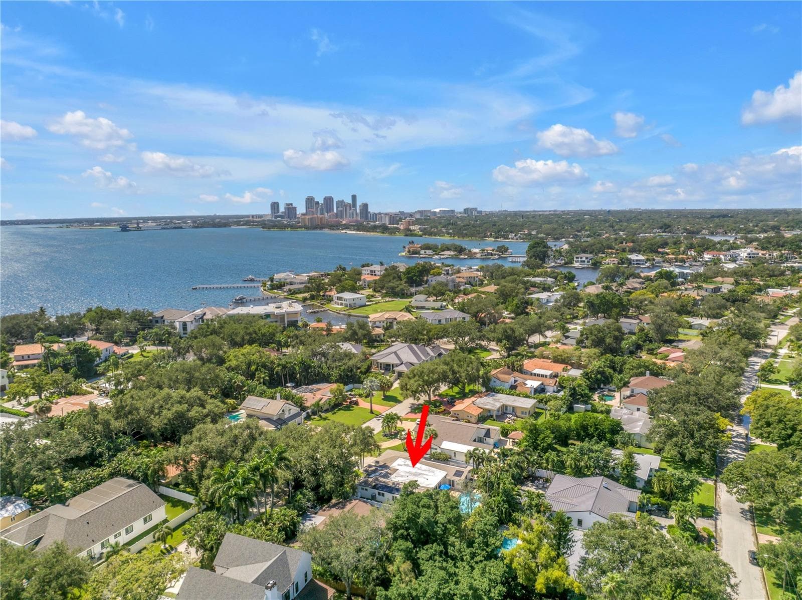 Just 1-2 miles from thriving Downtown St Pete.  Easy access by bike, golf cart or convertible sports car. - 146 GIRALDA BLVD NE, ST PETERSBURG