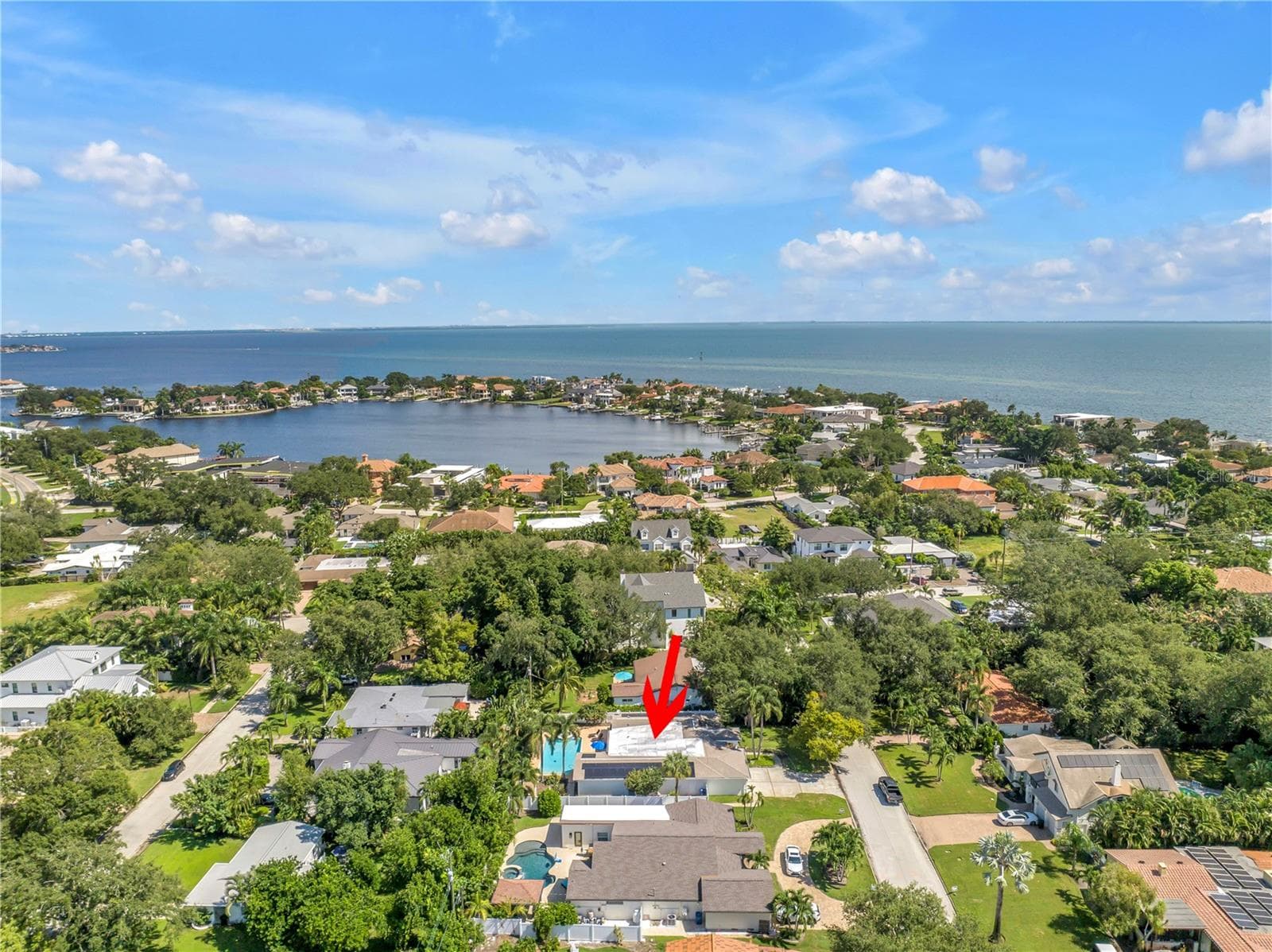 Just a block off prestigious Brightwaters Blvd, the Gem of St Pete residential - 146 GIRALDA BLVD NE, ST PETERSBURG