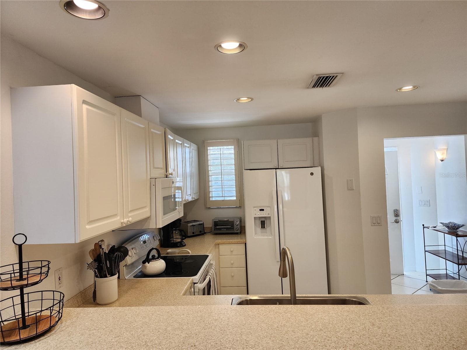 Condominium at 3701 54TH DR W #203, BRADENTON, photo 4 of 23