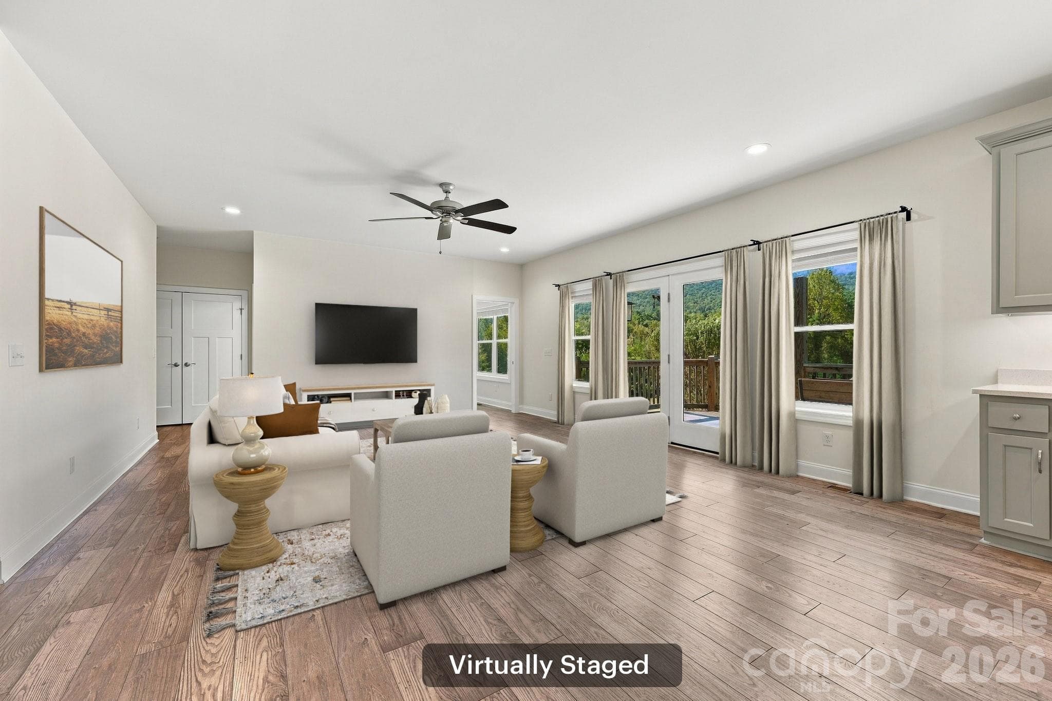 Single Family Residence at 68 Rock View Court, Hendersonville, photo 15 of 48