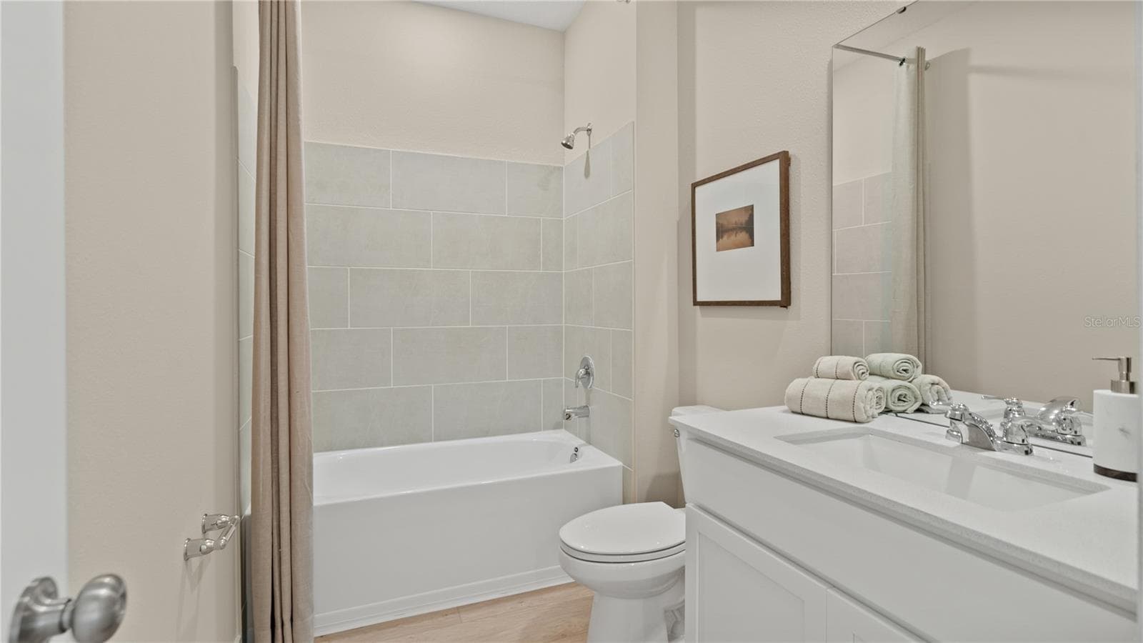 Single Family Residence at 5303 HAVEN VIEW DR, CLERMONT, photo 10 of 25