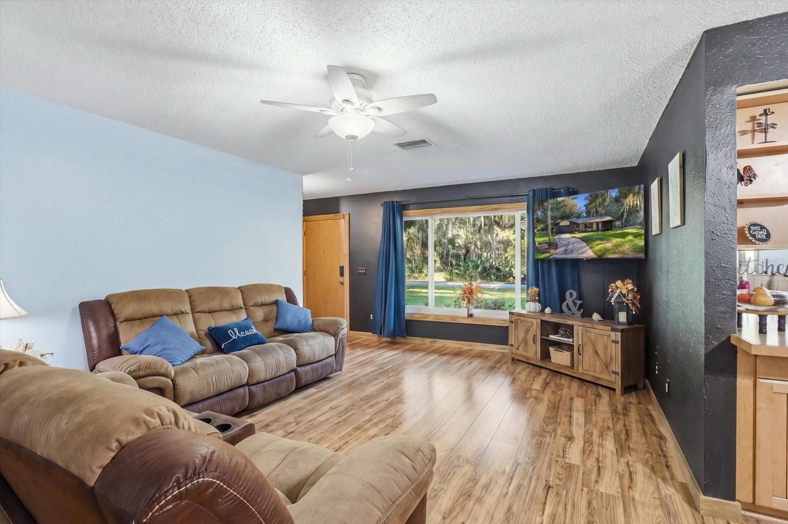 Family Room - 11129 W CEDAR LAKE DR, CRYSTAL RIVER
