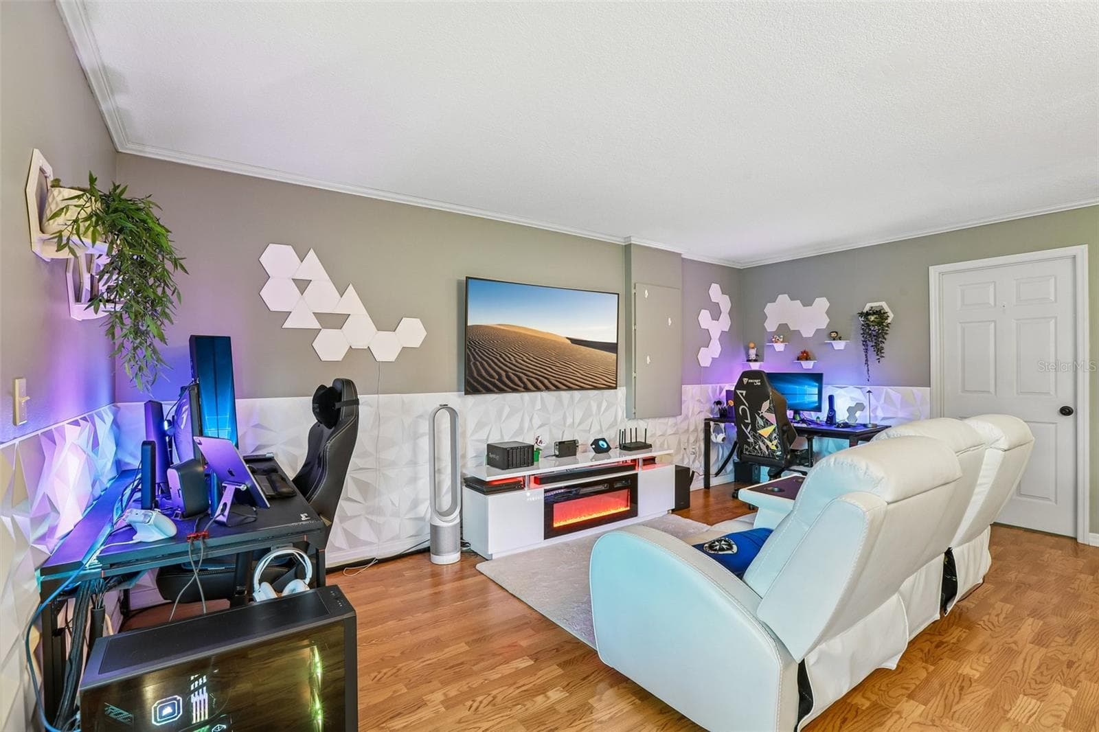 Single Family Residence at 3803 OPAL DR, MULBERRY, photo 15 of 33