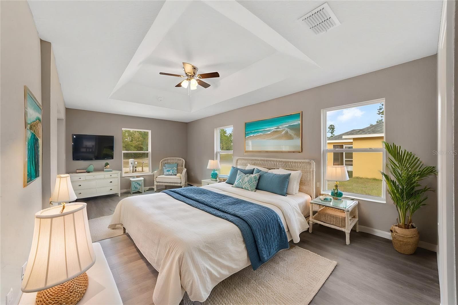 Single Family Residence at 13940 SW 89TH CIR, OCALA, photo 5 of 17