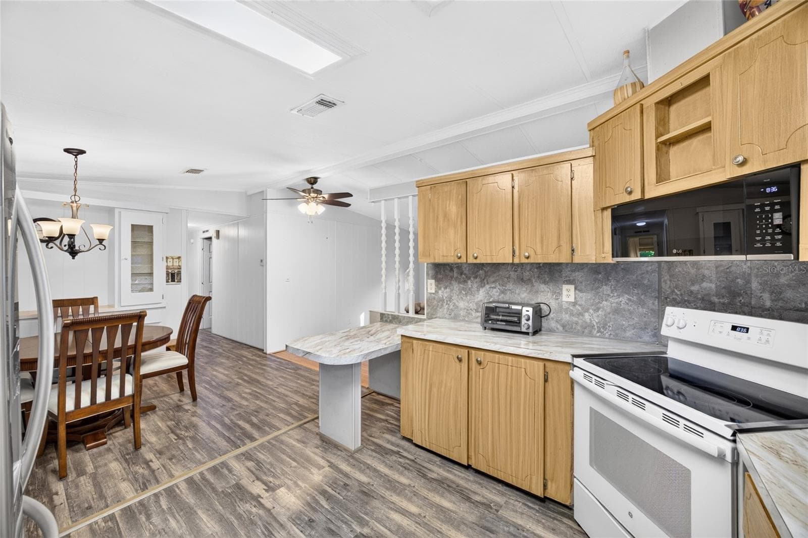 Manufactured Home at 305 S TIMBER TRL, WILDWOOD, photo 12 of 59