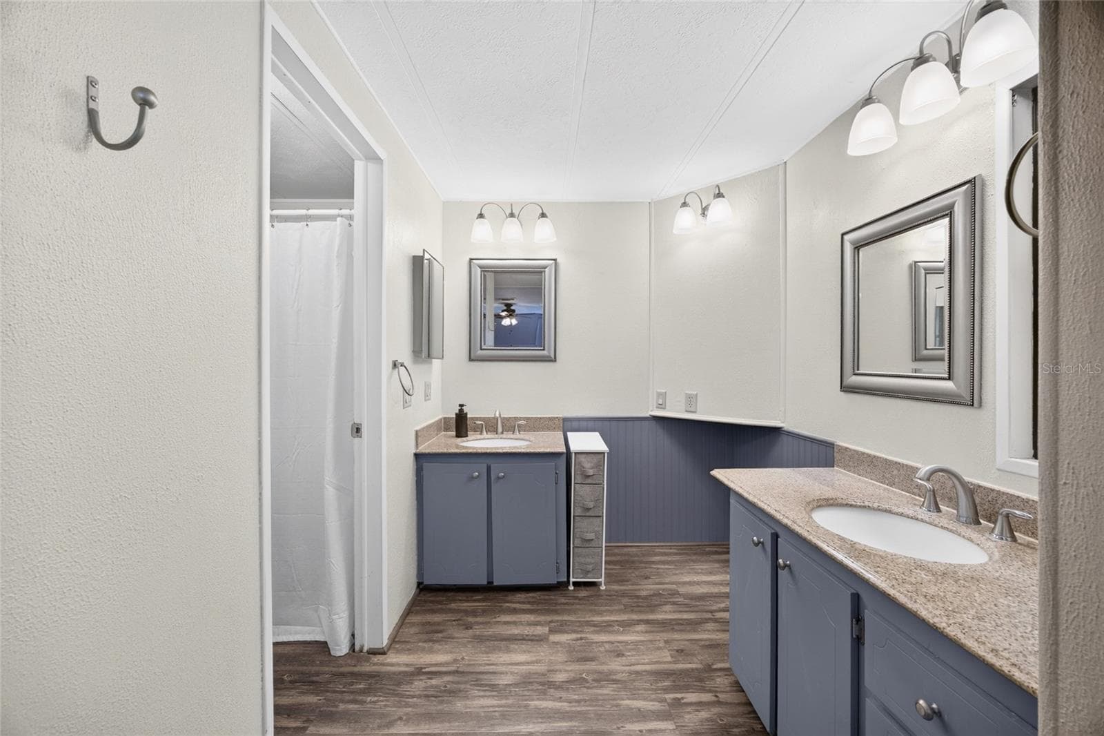 Manufactured Home at 305 S TIMBER TRL, WILDWOOD, photo 31 of 59