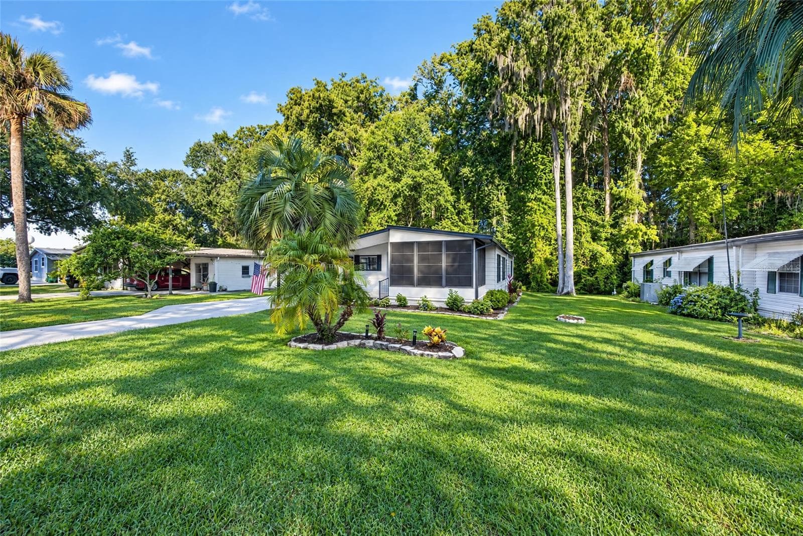 Manufactured Home at 305 S TIMBER TRL, WILDWOOD, photo 54 of 59